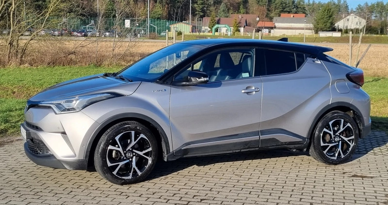 Toyota C-HR cena 85000 przebieg: 75000, rok produkcji 2016 z Słupsk małe 37